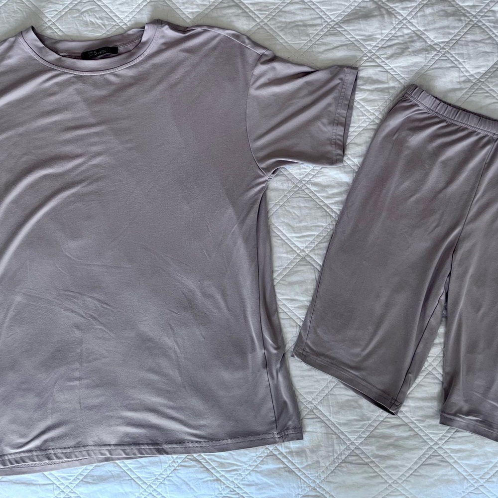 Simplee Apparel 2-piece outfit size small